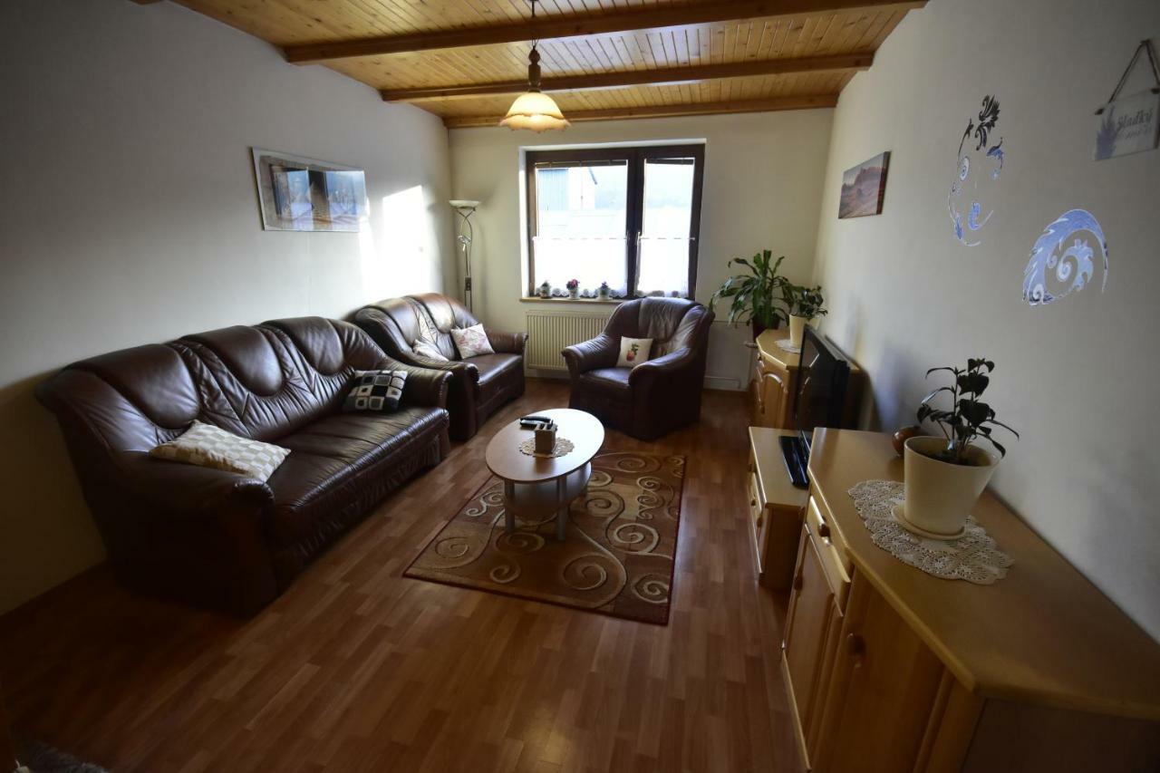 Privat Bea Apartment Podturen Exterior photo